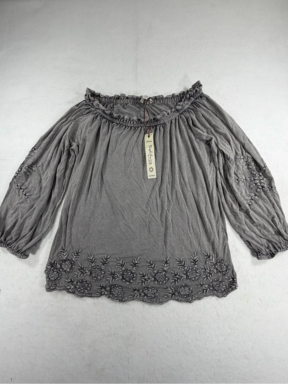 Solitaire Embroidered Peasant Blouse Gray Boho Cottagecore Off Shoulder Top L